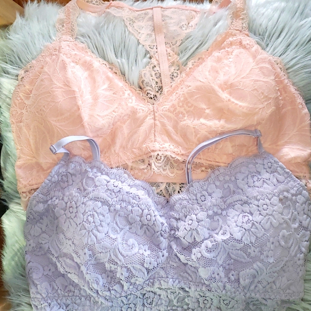 2 bralettes
